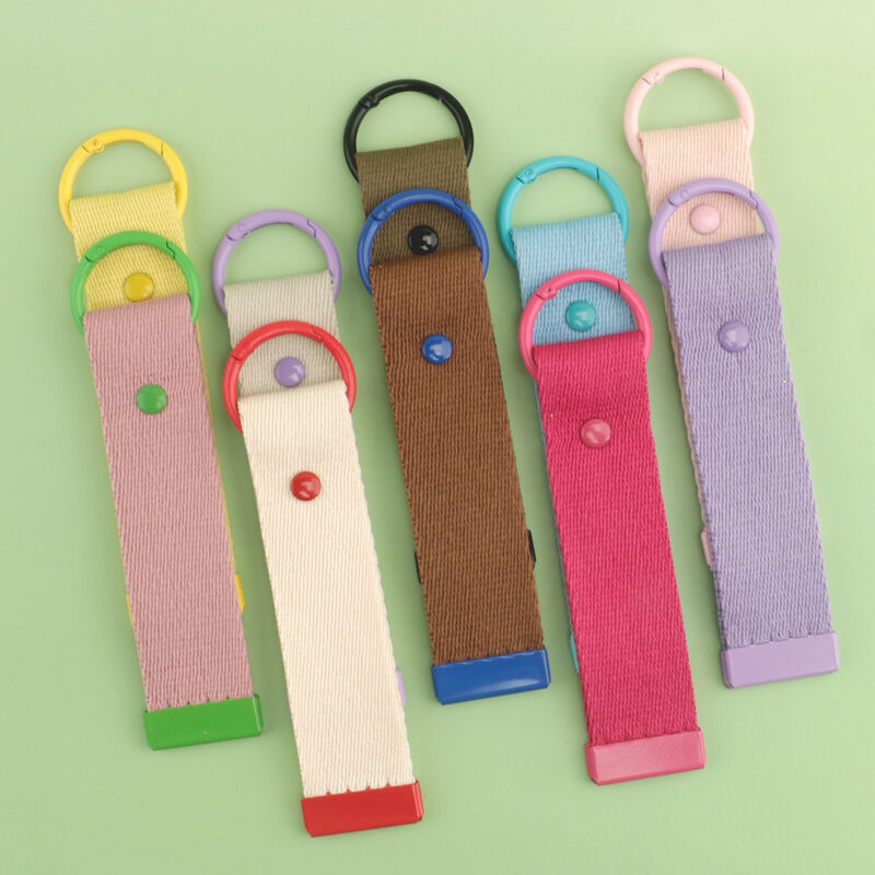 DANSKY Hot Selling Promotional Custom Embroidered Woven Airplane Keychain Fabric Blank Keychain Luggage Tag Embroidery Jet Tags